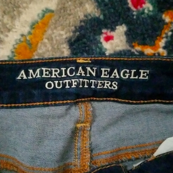 American eagle - Picture 2 of 3